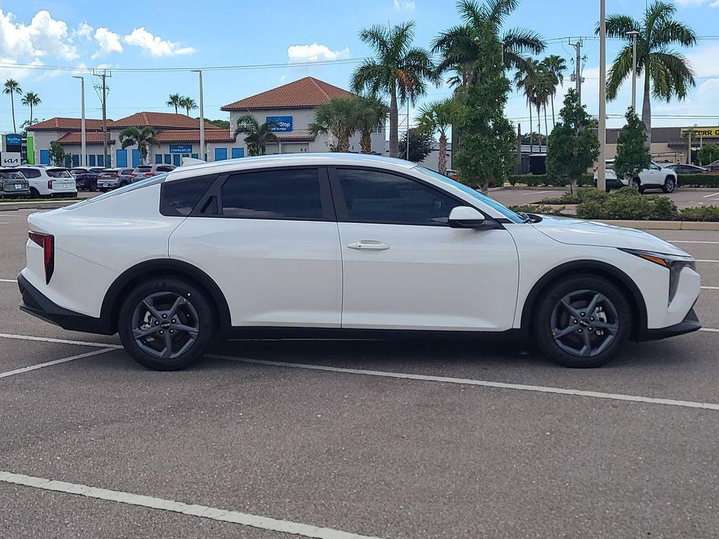new 2025 Kia K4 car, priced at $23,227