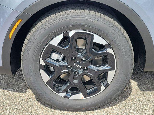 new 2025 Kia Sorento car, priced at $34,704