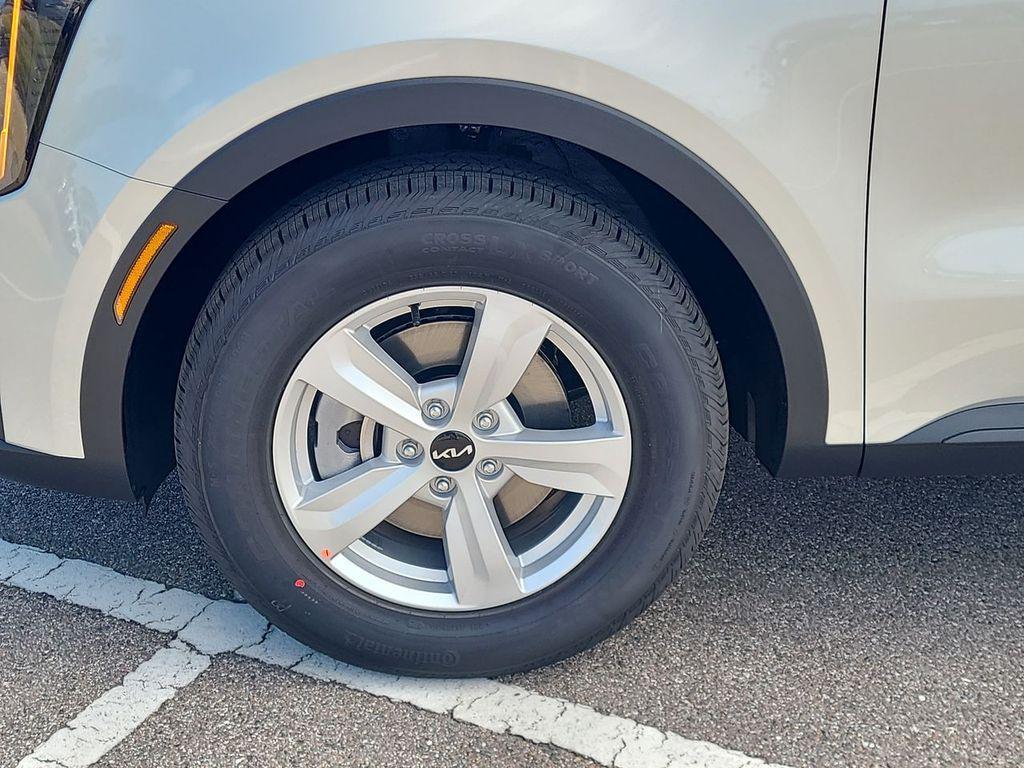 new 2026 Kia Sorento car, priced at $31,499