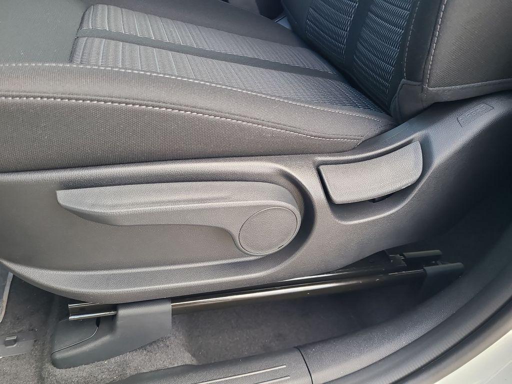 new 2026 Kia Sorento car, priced at $31,499