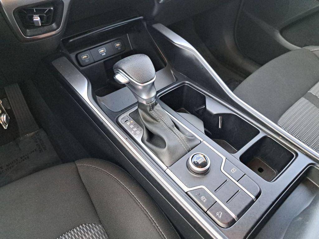 used 2023 Kia Sorento car, priced at $20,922