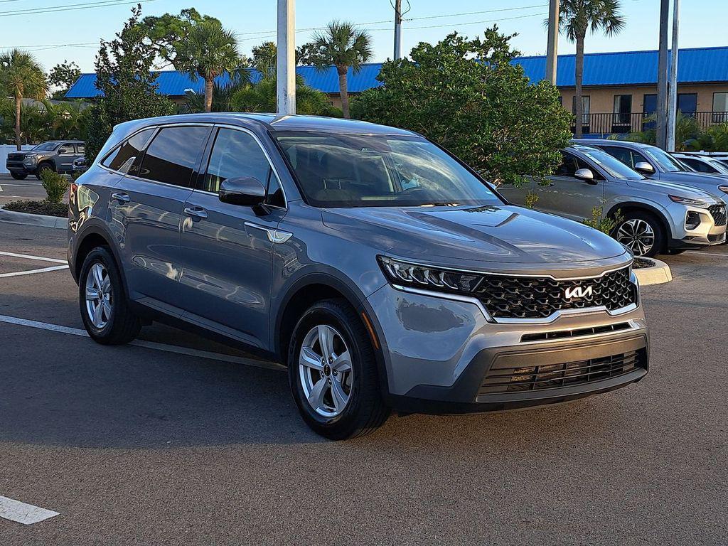used 2023 Kia Sorento car, priced at $20,922