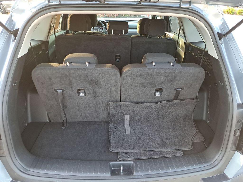 used 2023 Kia Sorento car, priced at $20,922