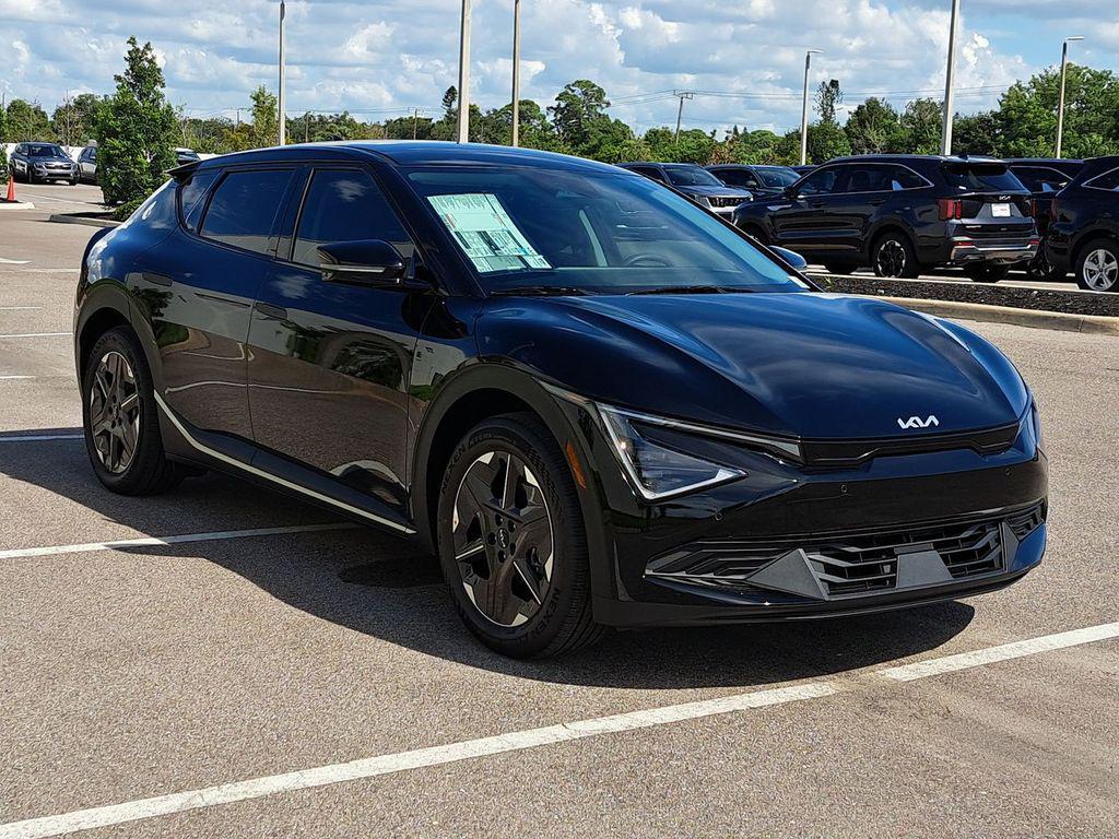 new 2025 Kia EV6 car, priced at $35,021