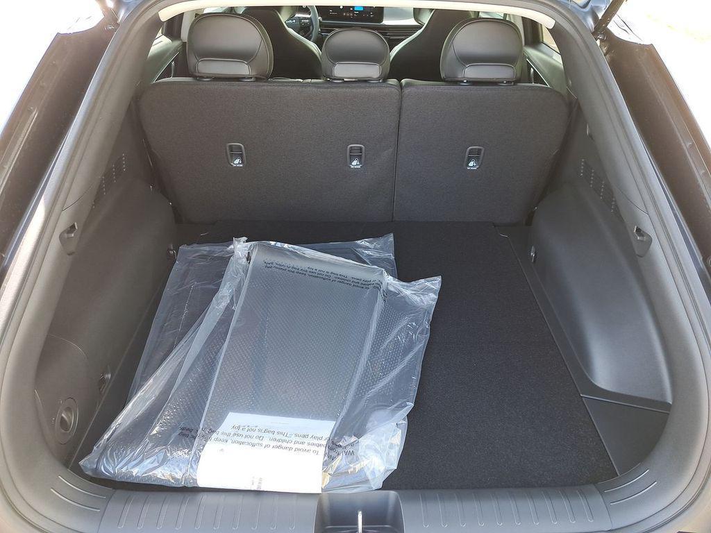 new 2025 Kia EV6 car, priced at $35,021