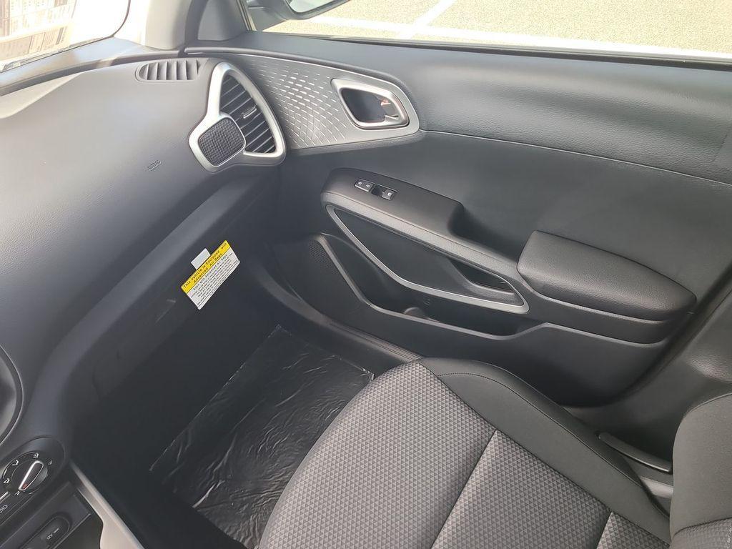 new 2025 Kia Soul car, priced at $20,678