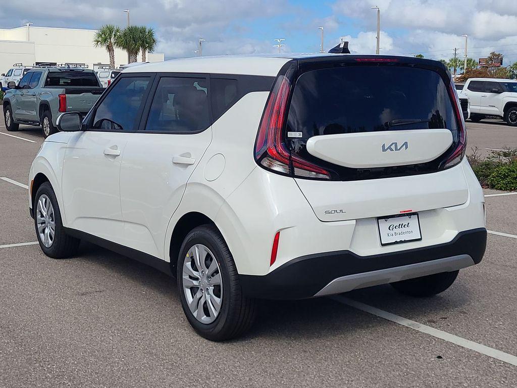new 2025 Kia Soul car, priced at $20,678