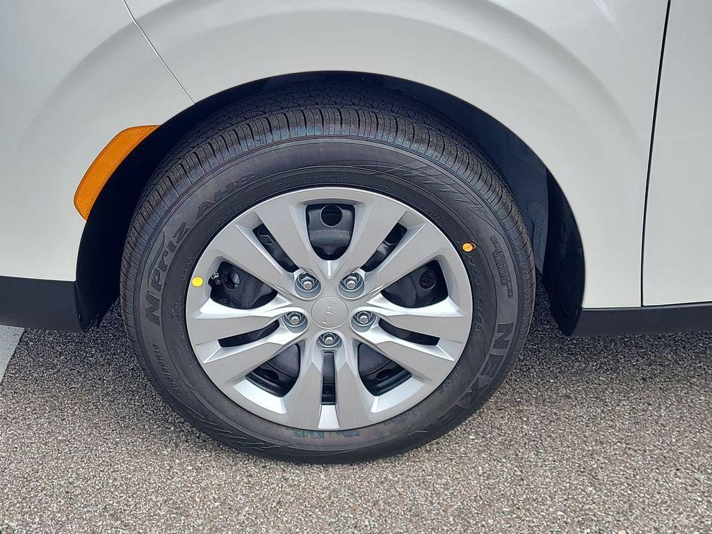 new 2025 Kia Soul car, priced at $20,678