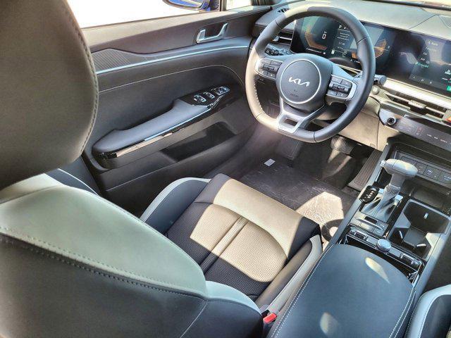 new 2025 Kia K5 car, priced at $26,572