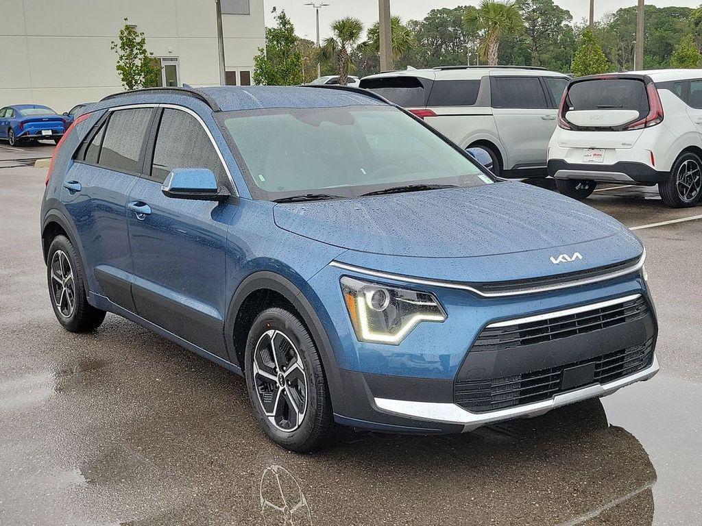 new 2025 Kia Niro car, priced at $26,952