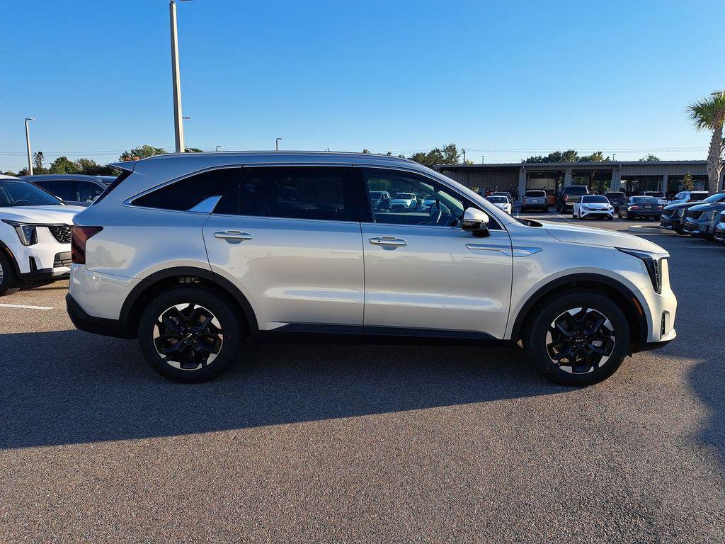 new 2026 Kia Sorento car, priced at $35,405