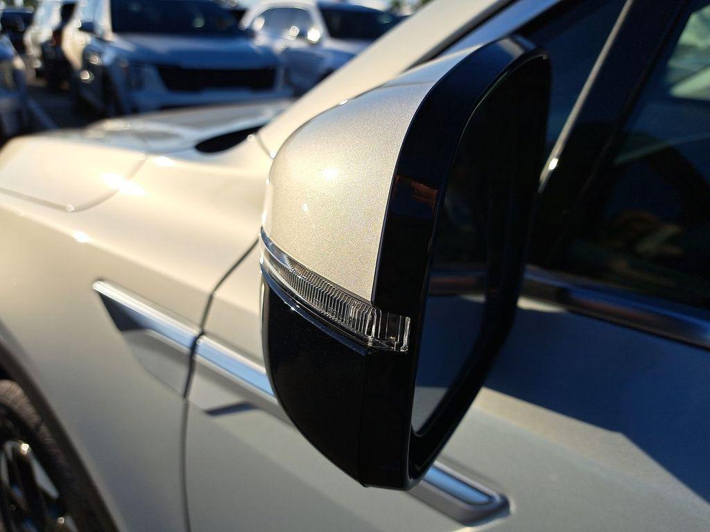 new 2026 Kia Sorento car, priced at $35,405