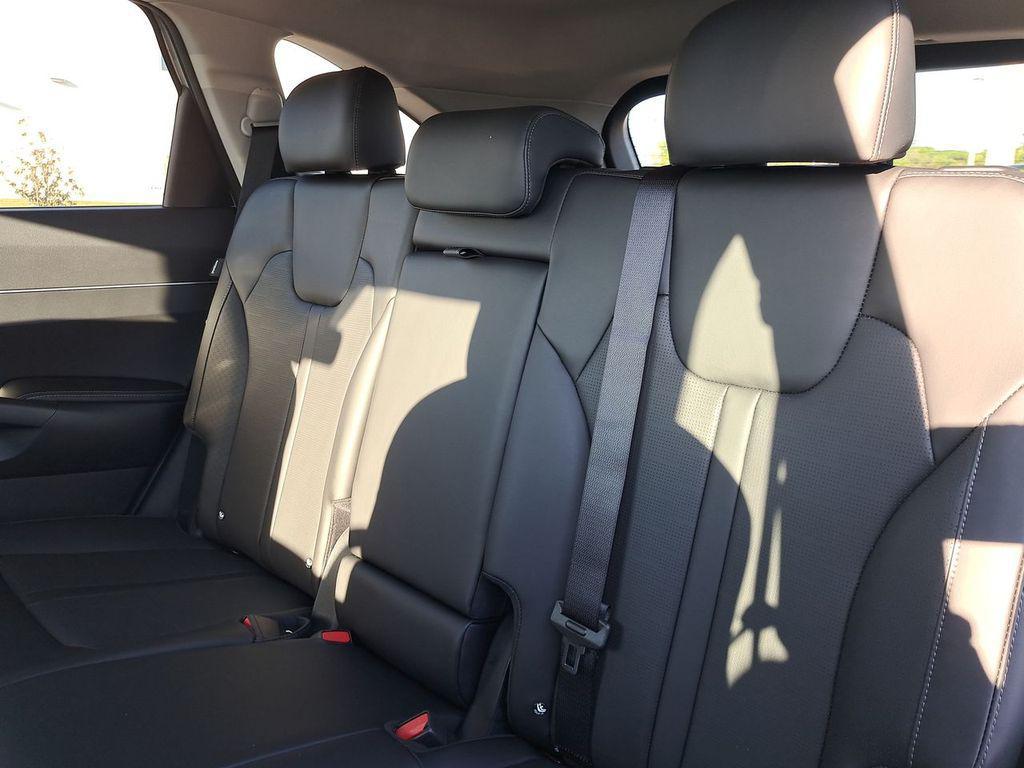 new 2026 Kia Sorento car, priced at $35,405