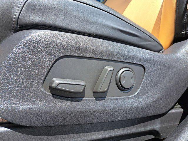 used 2022 Kia Carnival car, priced at $26,721