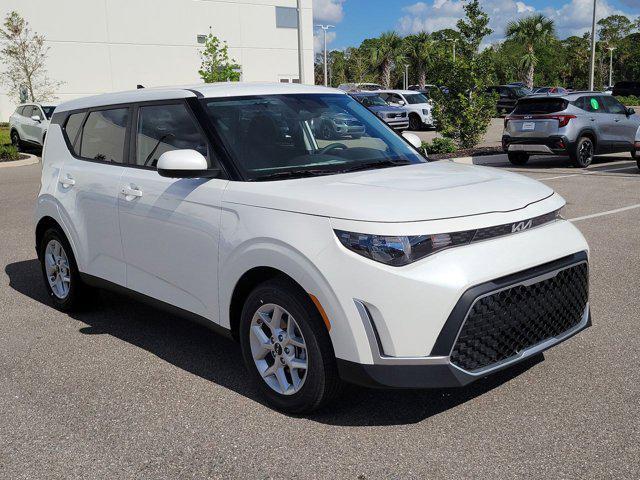 new 2025 Kia Soul car, priced at $24,245