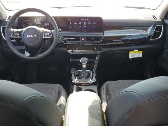 new 2025 Kia Seltos car, priced at $24,186