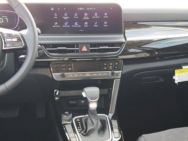 new 2025 Kia Seltos car, priced at $24,186