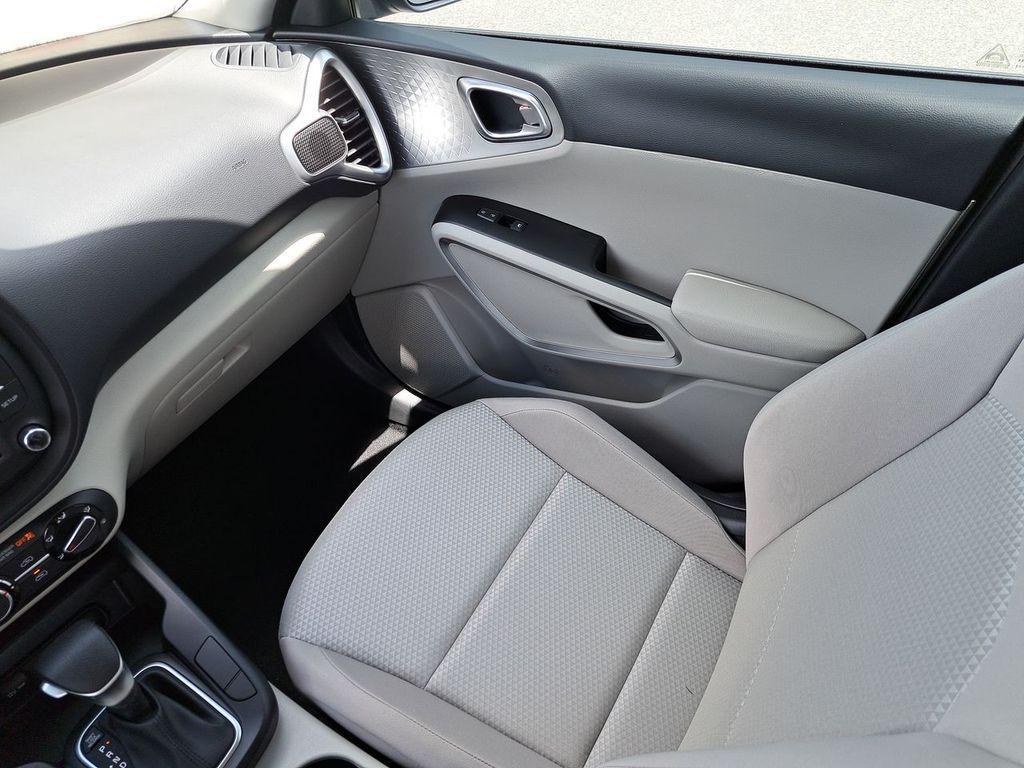 new 2025 Kia Soul car, priced at $20,706