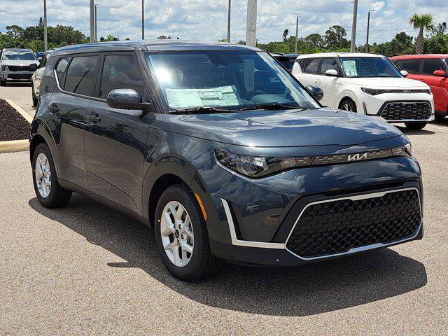 new 2025 Kia Soul car, priced at $20,181