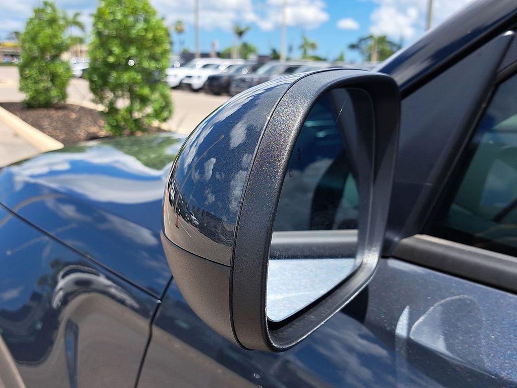 new 2025 Kia Soul car, priced at $20,706