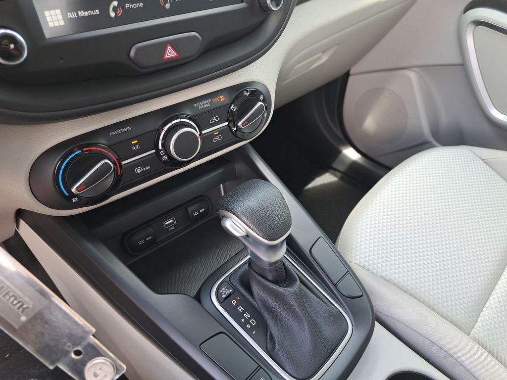 new 2025 Kia Soul car, priced at $20,706