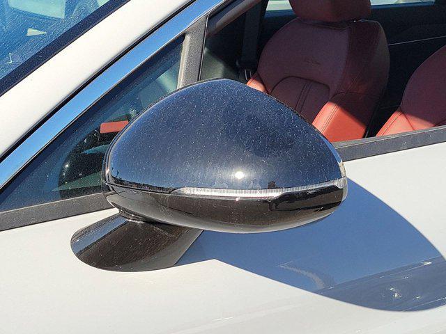 new 2025 Kia K5 car, priced at $30,723