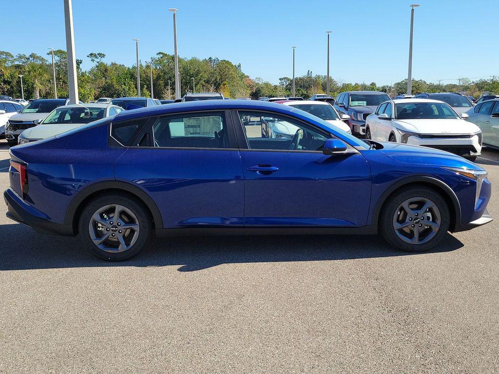 new 2025 Kia K4 car, priced at $22,669