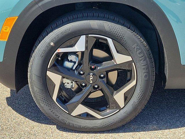 new 2025 Kia Seltos car, priced at $24,562