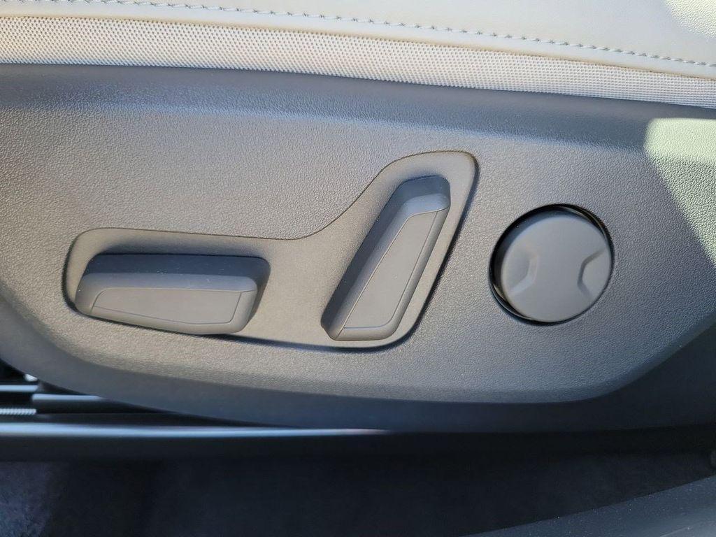 new 2025 Kia Niro car, priced at $26,952