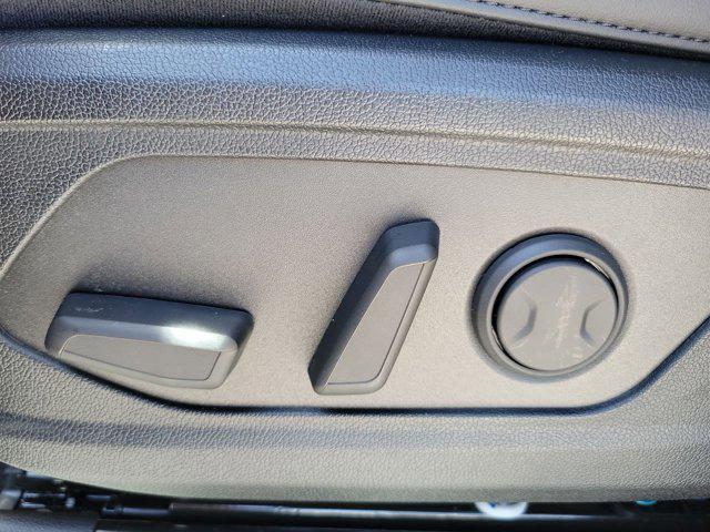 new 2025 Kia Sorento car, priced at $36,580