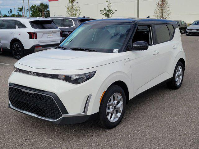 new 2025 Kia Soul car, priced at $23,451