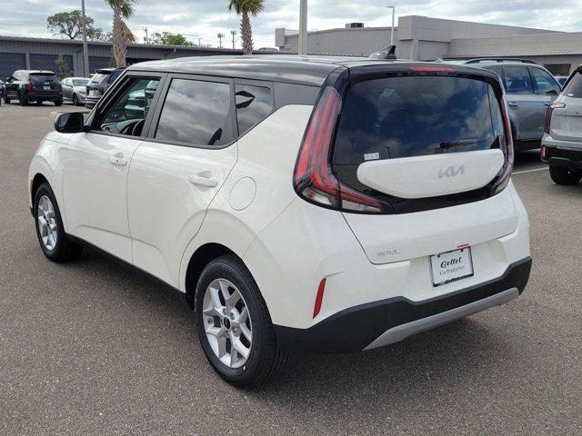 new 2025 Kia Soul car, priced at $23,451