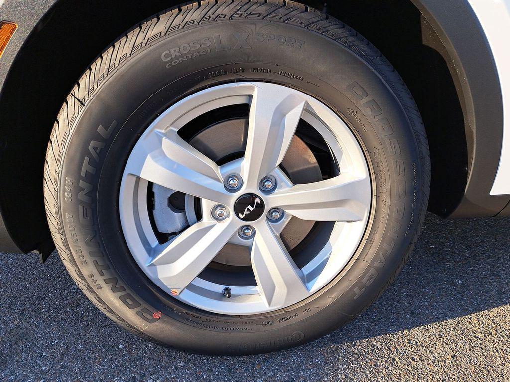 new 2026 Kia Sorento car, priced at $31,959