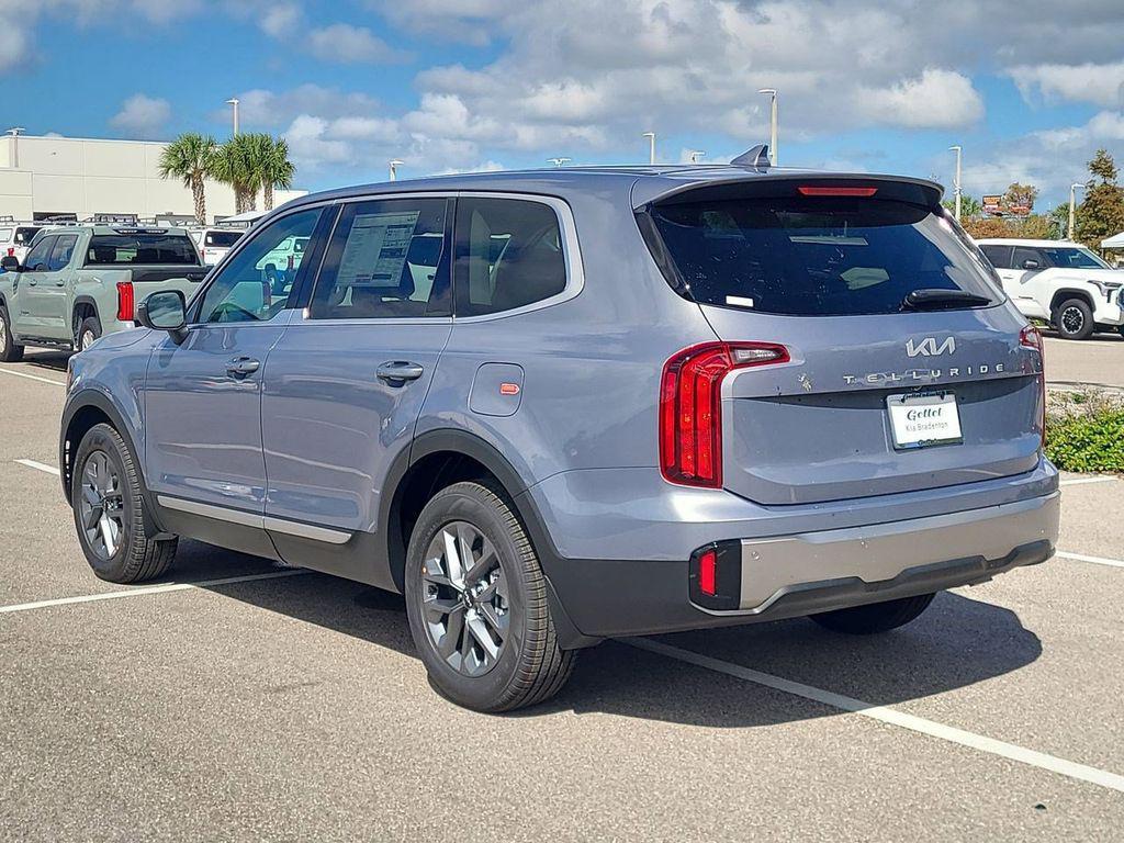 new 2025 Kia Telluride car, priced at $36,817