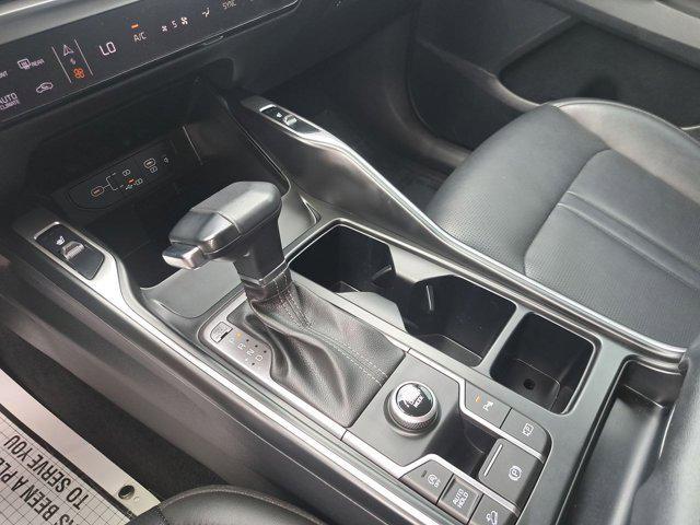 used 2024 Kia Sorento car, priced at $29,224