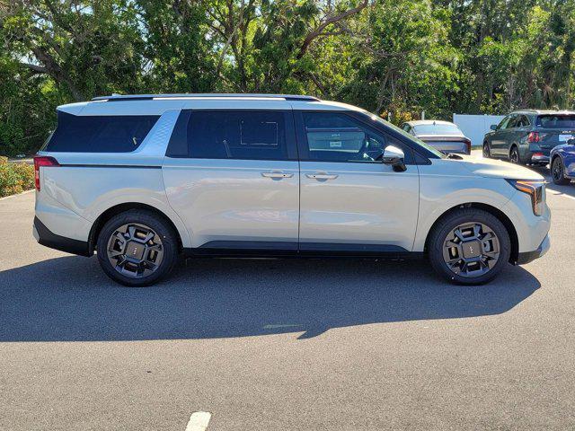 new 2025 Kia Carnival Hybrid car, priced at $42,940