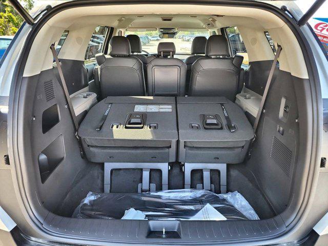 new 2025 Kia Carnival Hybrid car, priced at $42,940