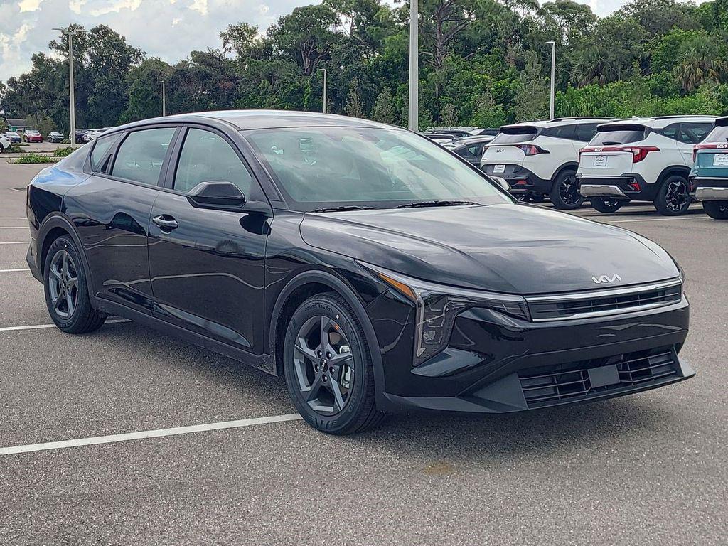 new 2025 Kia K4 car, priced at $23,256