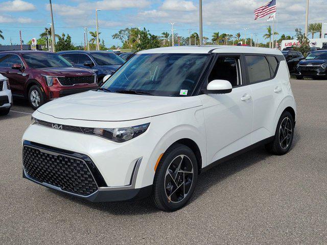 new 2025 Kia Soul car, priced at $25,161