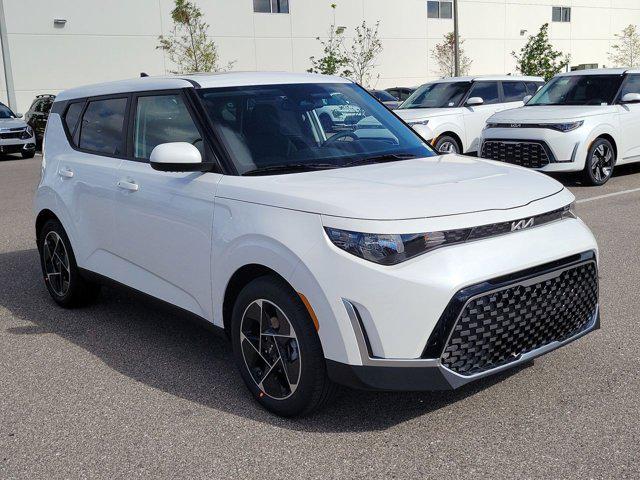 new 2025 Kia Soul car, priced at $25,161