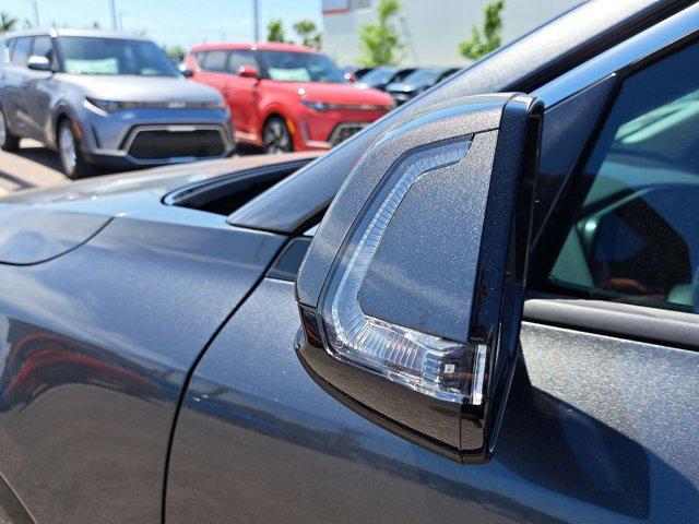 new 2025 Kia Niro car, priced at $32,310