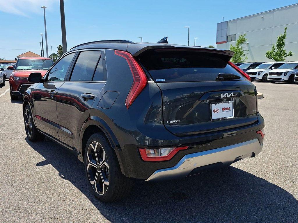 new 2025 Kia Niro car, priced at $29,077
