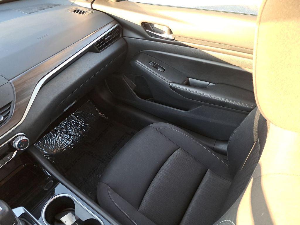 used 2024 Nissan Altima car, priced at $15,826