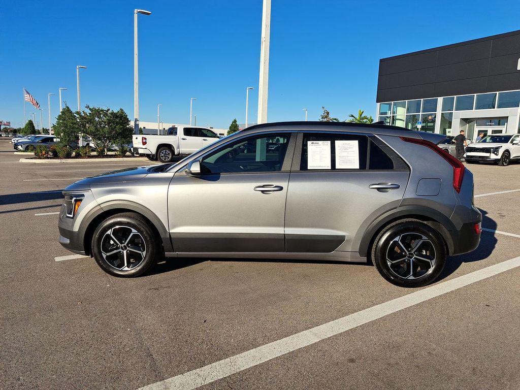 used 2025 Kia Niro car, priced at $25,462