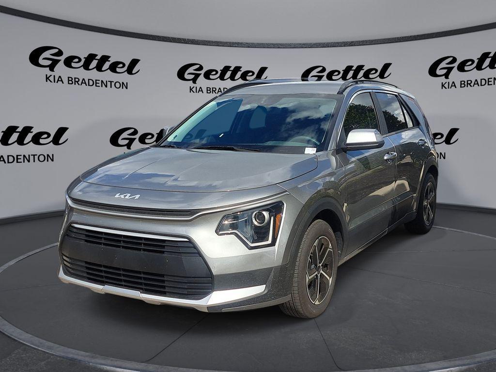 used 2025 Kia Niro car, priced at $25,462