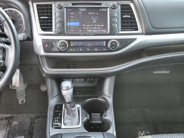 used 2019 Toyota Highlander car, priced at $26,500