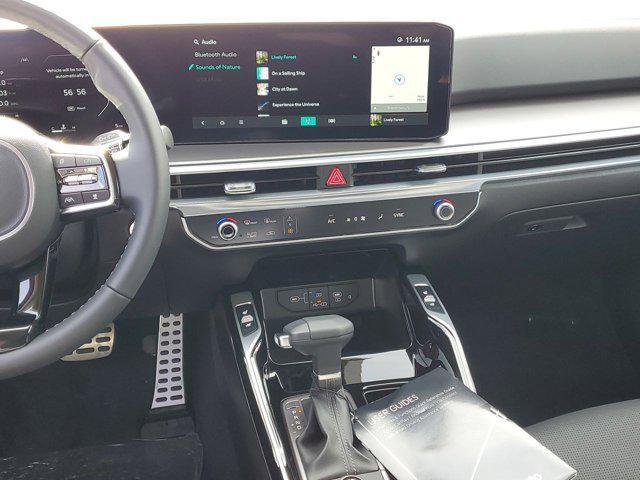 new 2025 Kia Sorento car, priced at $38,834