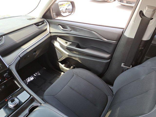 used 2024 Jeep Grand Cherokee L car
