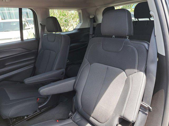 used 2024 Jeep Grand Cherokee L car