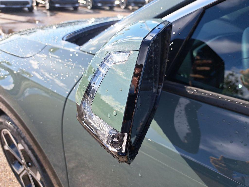 new 2025 Kia Niro car, priced at $28,772